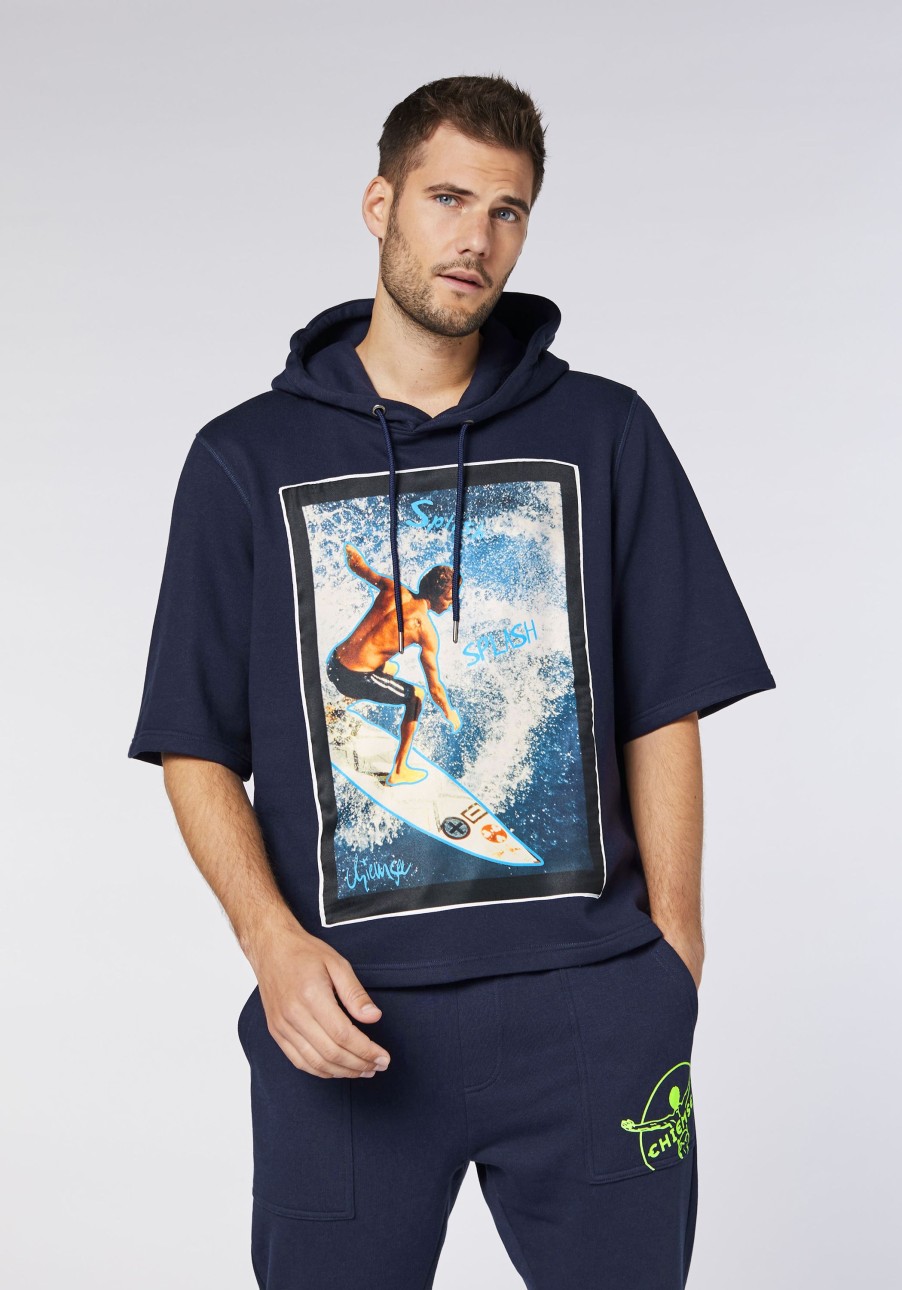 Herren chiemsee Sweatshirts & Sweatjacken | Kurzarm-Hoodie Aus Baumwollmix Mit Surfer-Fotoprint