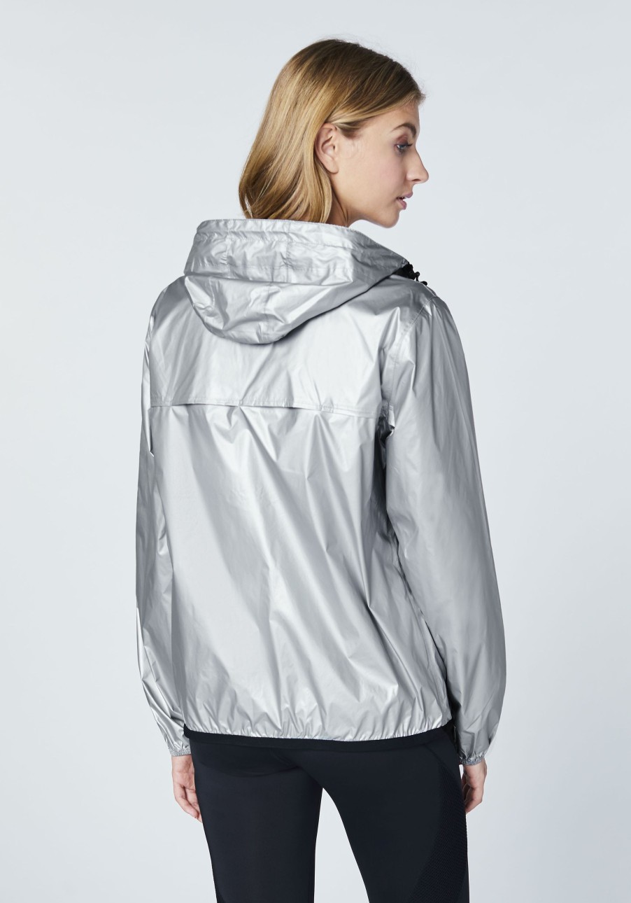 Damen chiemsee Ski- & Funktionsjacken | Kapuzen-Regenjacke In Funktionaler Qualitat Mit Logo-Motiv